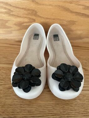 Women’s Jelly Floral Accent Flats - Brand: Zaxy